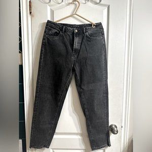3/$40✨ Zara jeans